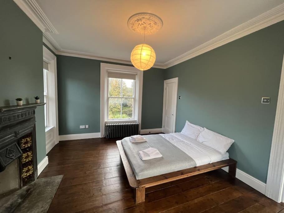 Tranquil Retreat In Historic Chapelizod Βίλα Δουβλίνο Εξωτερικό φωτογραφία